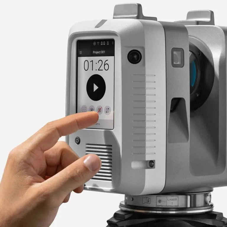 Artec Ray II on-board control interface for long-range 3D scanning