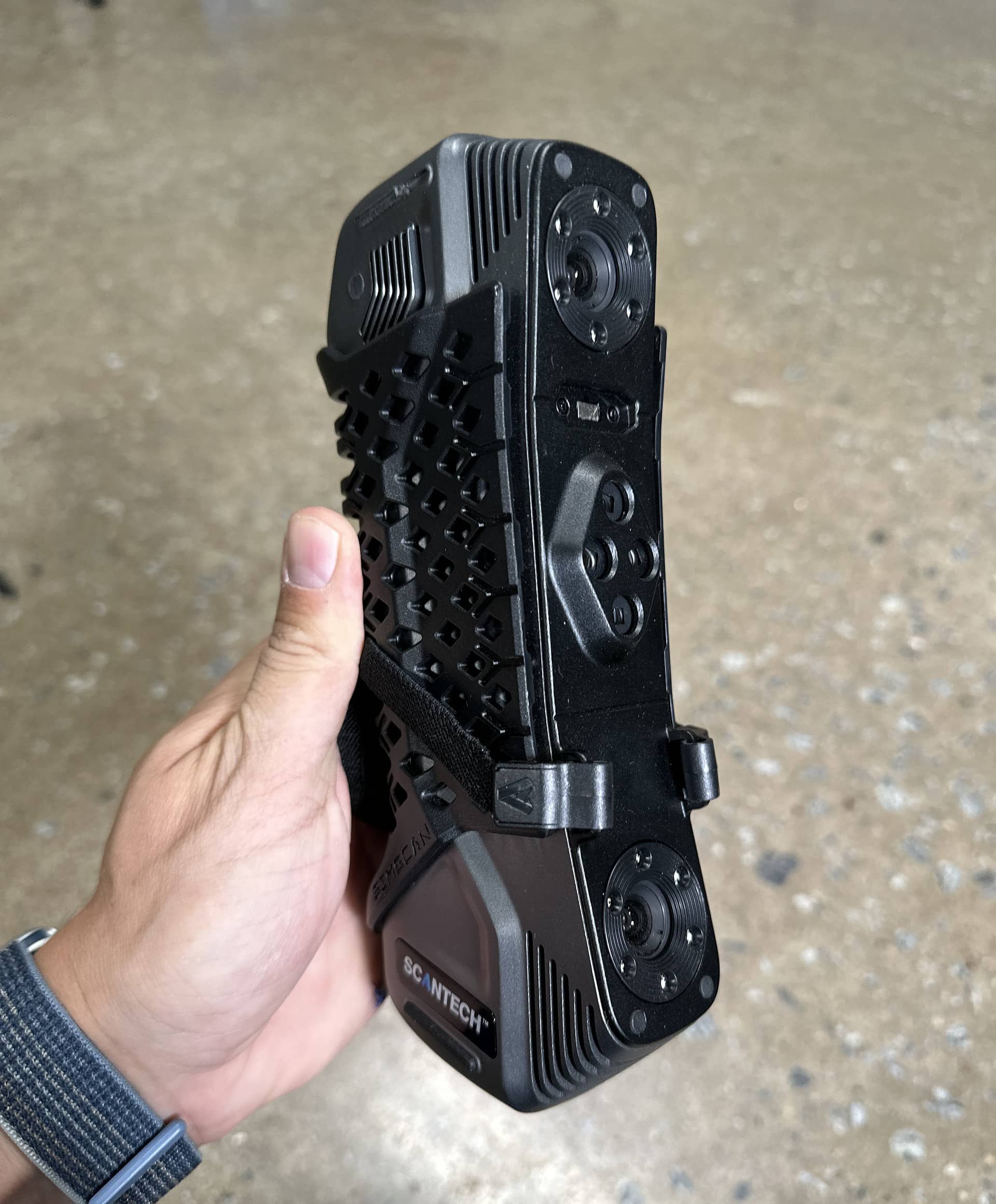 SCANTECH SIMSCAN 30 Demo | Ultra-Portable 3D Scanner | Digitize Designs