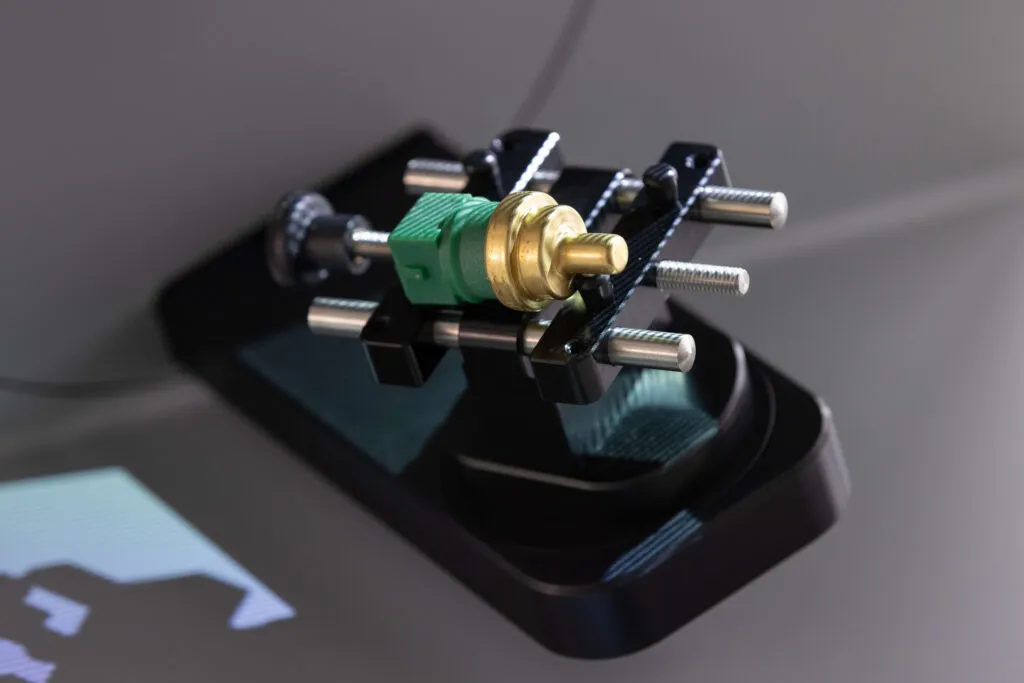 Artec 3D Micro II scan process close up of a small part